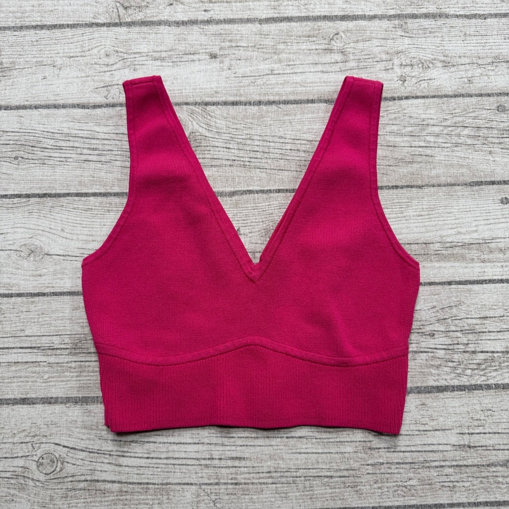 Babaton Aritzia Tank Top Women's Small Pink V-Neck Cropped Ribbed Sculpt Knit